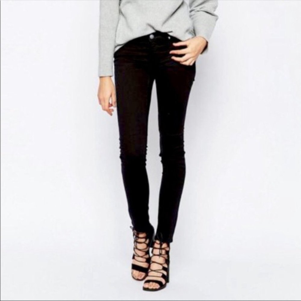 NWOT Cheap Monday - Slim New Black - Skinny Jeans